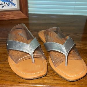 Ugg Sandals Metallic Flip Flops